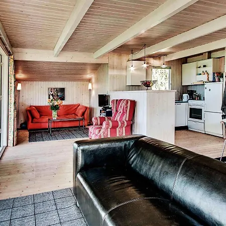 Three-bedroom Holiday In 9 Casa de Férias *