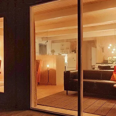Three-bedroom Holiday In 9 Casa de Férias *